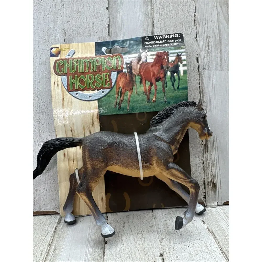 Vintage Greenbrier Plastic Western Theme Brown Horse Figurine white feet New
